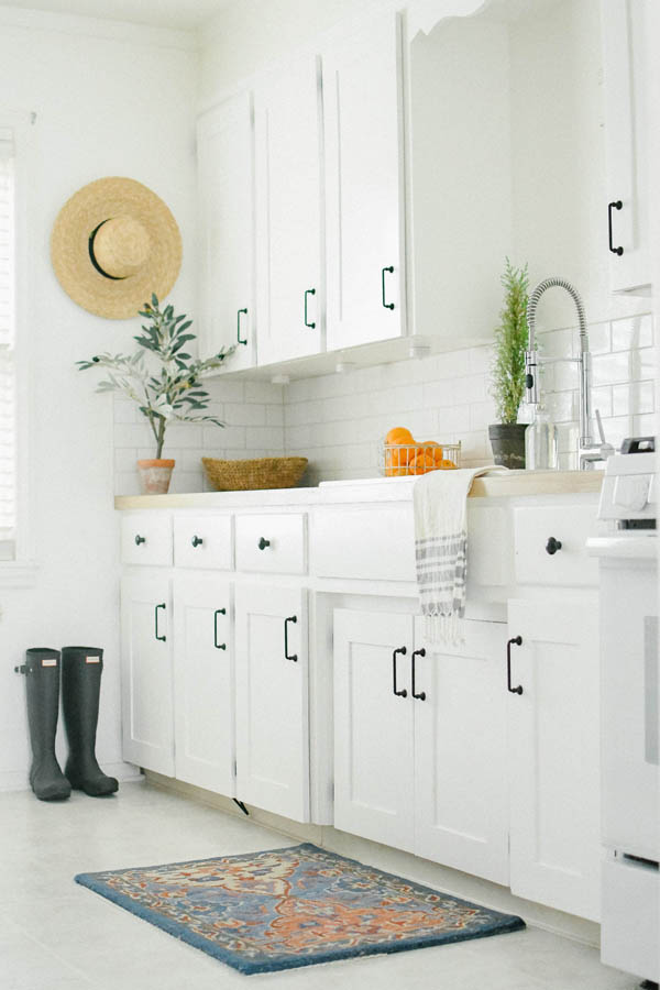 A Bright and White Kitchen